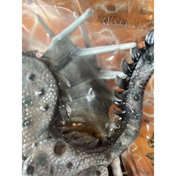 Mage Knight Conquest Radiant Light Dragon Wizkids 2002 D&D clix Mini NEW - Picture 12 of 12